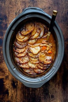   Lancashire Hotpot: Chạm khẽ vào vị umami của thịt cừu và rau củ được hầm nhừ trong nước sốt đậm đà!